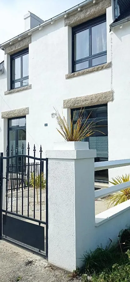 L'Escale Bretonne 4 Personnes, Proche Mer, Jardin Prive Clos Et Independant, Appartement En Rez De Chausse Guilvinec